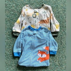 Set of 2 Carters 12 Month One-piece footies pajamas